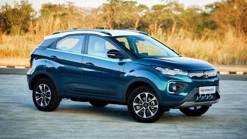 Nexon EV Price Reduce: टाटा ने घटाए नेक्सन ईवी के दाम, Tiago EV भी हुई सस्ती